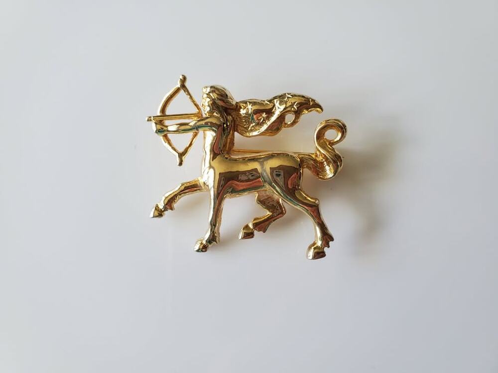 Vintage DA VINCI Sagittaurius Brooch Pin